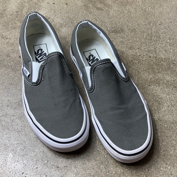 vans classic slip on charcoal